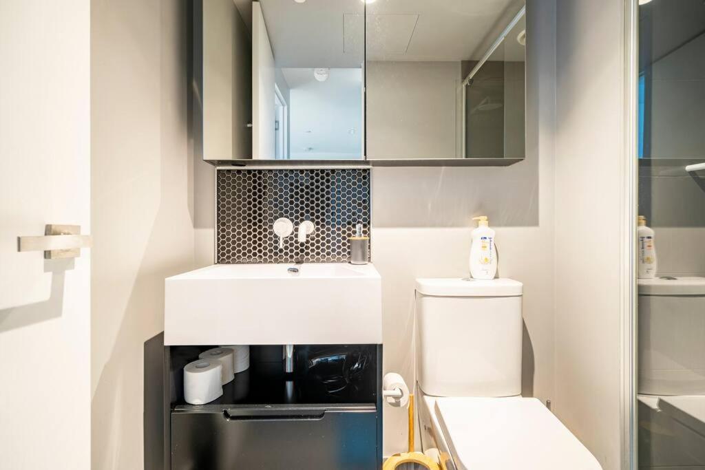 Luxury Apartment In Melbourne Buitenkant foto
